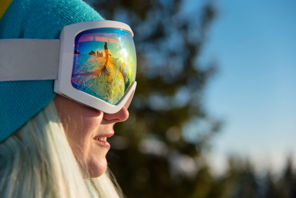 Top 5 Best AntiFog Ski Goggles In 2024 Guide To Buy with FAQs